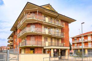 CHIERI: BILOCALE con BOX