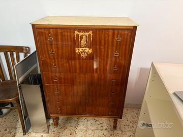 Mobili stile antico in buono stato