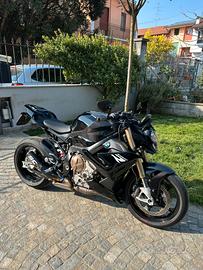 BMW S1000R MY23