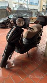 Beverly Tourer 300 2010