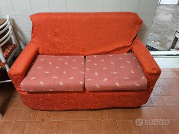 Divano piccolo 