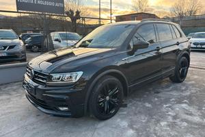 Volkswagen Tiguan 2.0 TDI SCR Style BlueMotion R L