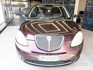 LANCIA Ypsilon 1.2 Platino