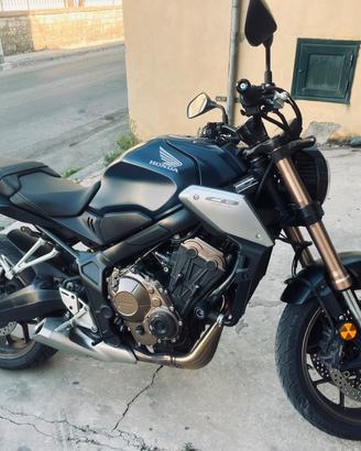 HONDA CB650R CB 650R CBR 650 2019 PERMUTA FINANZIA