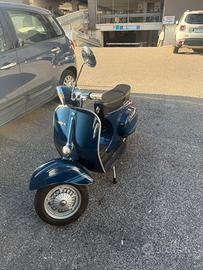 Vespa Piaggio primavera et3 125