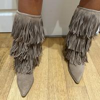 Stivali con frange Bershka