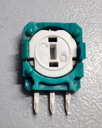 4 Resistori per ricambi  joypad Ps4 e Xbox