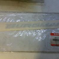 EMBLEMA BURGMAN SUZUKI 68131-10G10-000
