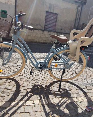 Bicicletta da donna con sediolino