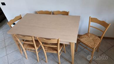 Tavolo da pranzo