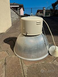 Lampadario industriale vintage