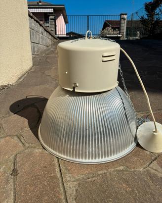 Lampadario industriale vintage