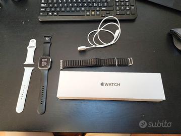 Apple Watch SE 44mm GPS (2nd Gen)