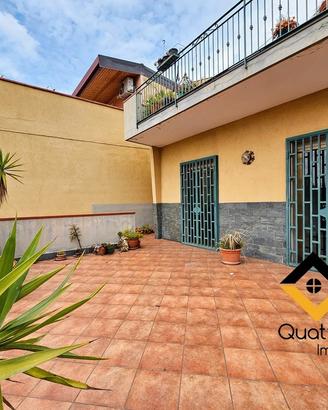 5,5 Vani con Terrazza e Garage, Catania