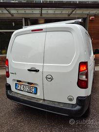 Opel combo 1.5 anno 2020