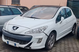 Peugeot 308 1.6 HDi 110CV 5p. Féline