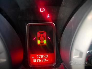 MITSUBISHI Pajero (2000-2007) - 2018