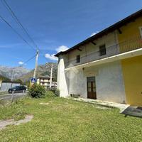 CASA SEMINDIPENDENTE A USSEGLIO