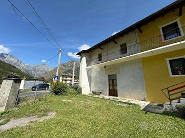 CASA SEMINDIPENDENTE A USSEGLIO