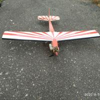 Aeromodello RC Vintage a scoppio – Apertura alare