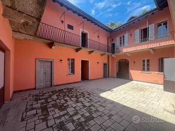 Prestigioso appartamento di mq.280 con terrazzo