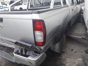 Nissan Navara NP300 D22 2001/2006 per ricambi