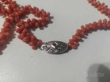 Collana in vero corallo