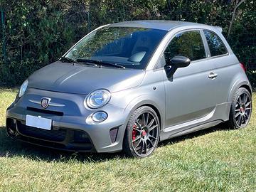 Abarth 695 Biposto