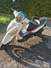 piaggio beverly 350 i.e