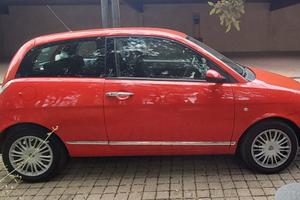 Lascia Ypsilon 1.4 8v