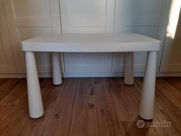 Tavolo Mammut Ikea bianco +sgabello giallo