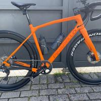 Gravel Pinarello Granger X5 carbonio