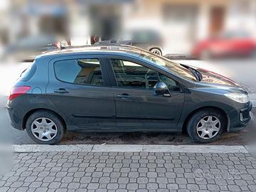 Peugeot 308 1,6 Hdi 90CV