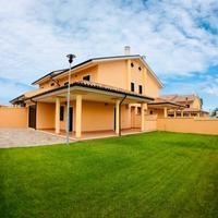 Anzio - Lavinio stazione Villa Angolare NUOVA COST