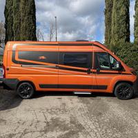 LAIKA Kosmo Campervan 2025 Kosmo Supremo Arancio S