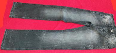 Jeans OWK taglia 36slim neri per uomo.