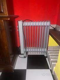 Termosifone elettrico a olio