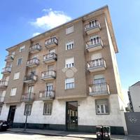 2 LOCALI A TORINO