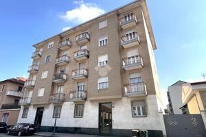 2 LOCALI A TORINO