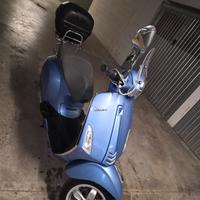 VESPA PRIMAVERA AZURRO  MARE