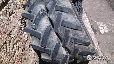 Coppia di pneumatici usati tractor 13 6 28 STOMIL