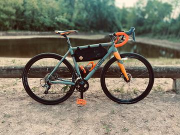 Bicicletta gravel
