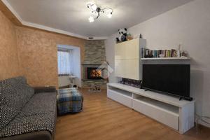 CASA SEMINDIPENDENTE A PIAN CAMUNO