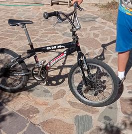 BMX  720359 cup's bike