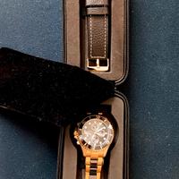 lotto 2 orologi cronografi