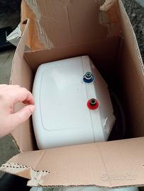 scaldacqua 15litri marca chaffotaux 50€