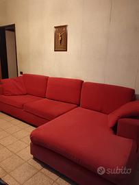 Divano rosso 