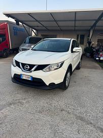 Nissan Qashqai 1.5 dCi 360