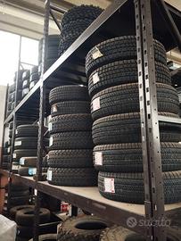 Stock/ lotto pneumatici