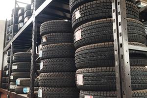 Stock/ lotto pneumatici